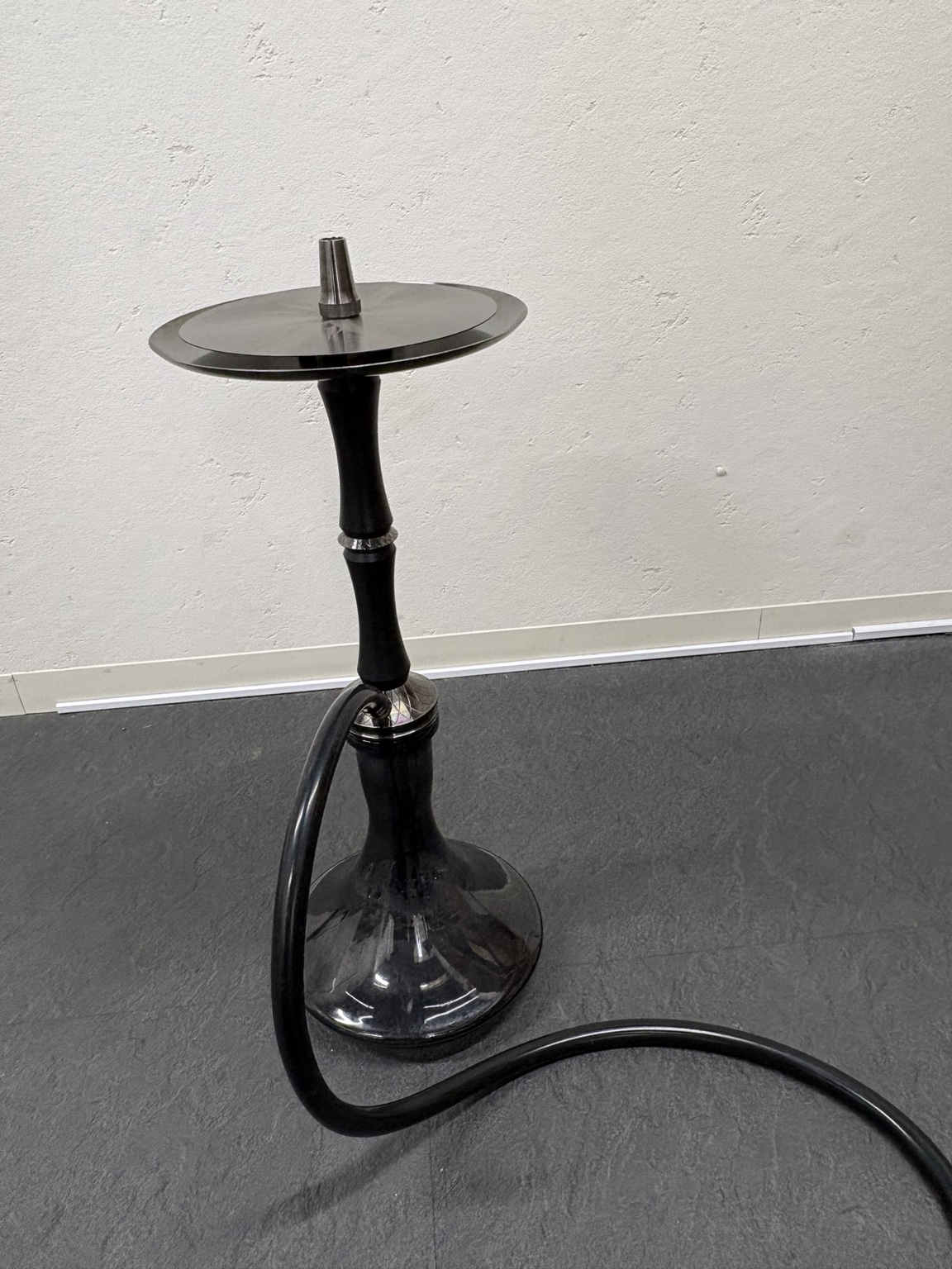 Ocean Hookah Kaif 2nd Edition Black / Mattを別角度から見た全体